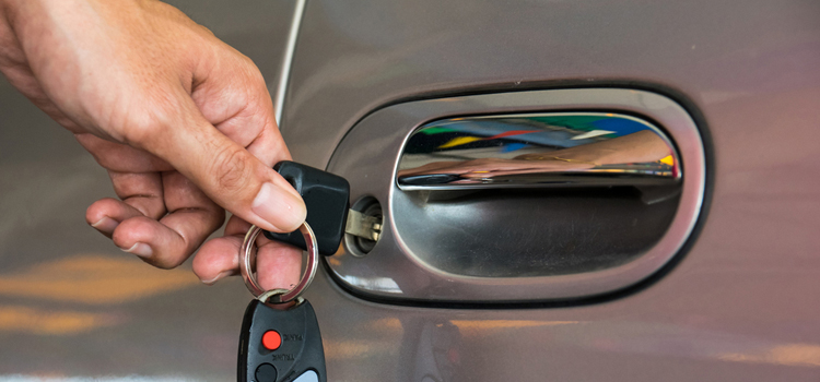 Car door lock repair in Delano