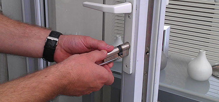 Commercial Door Lock Repair in Delano